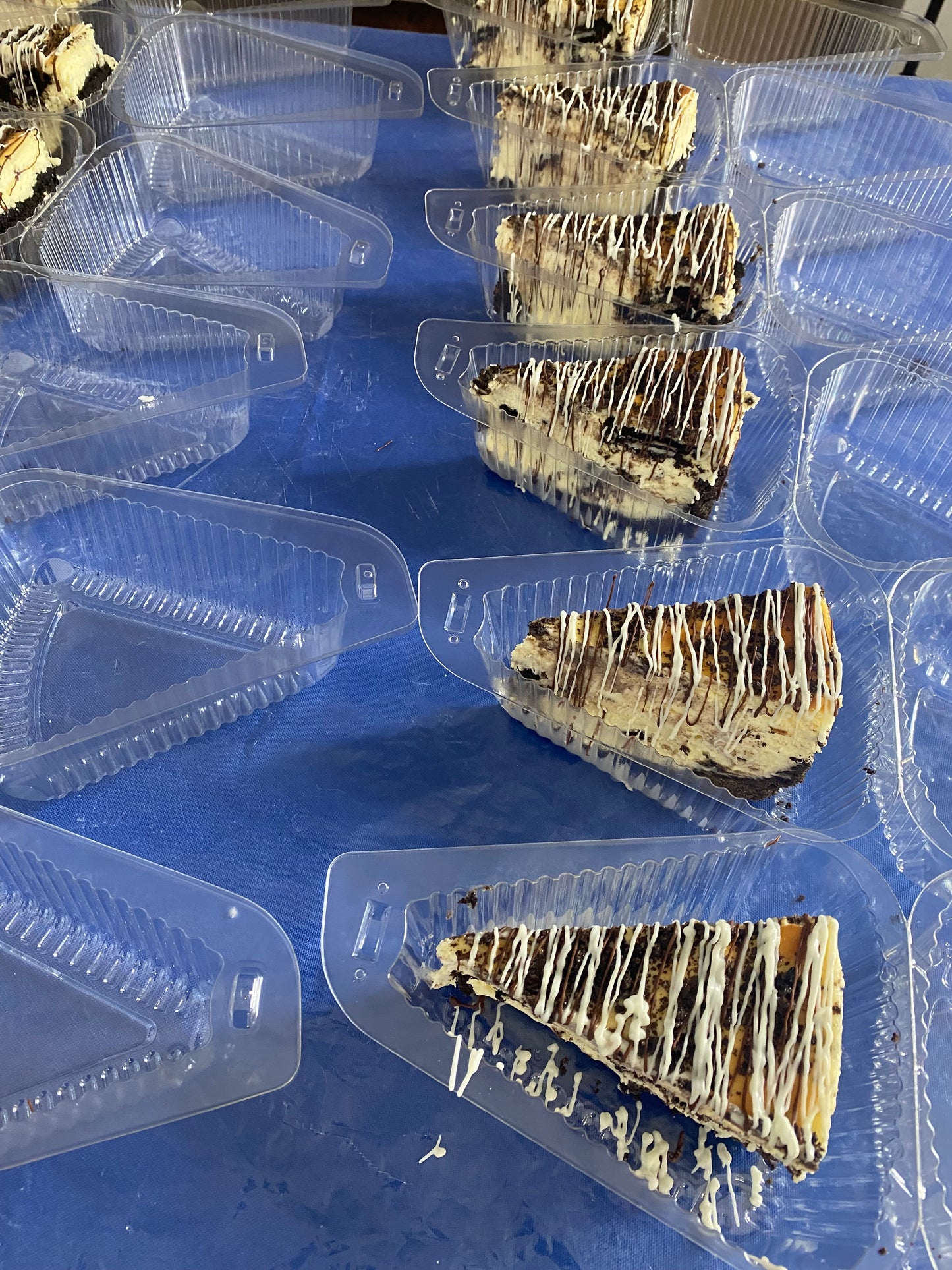 Oreo Lava Cheesecake Slices