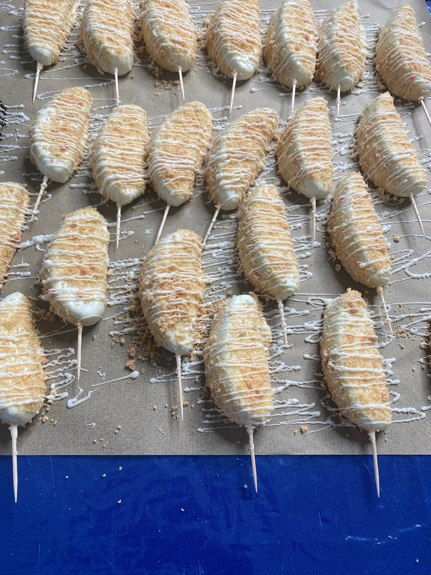 Strawberry Crunch Apple Slices