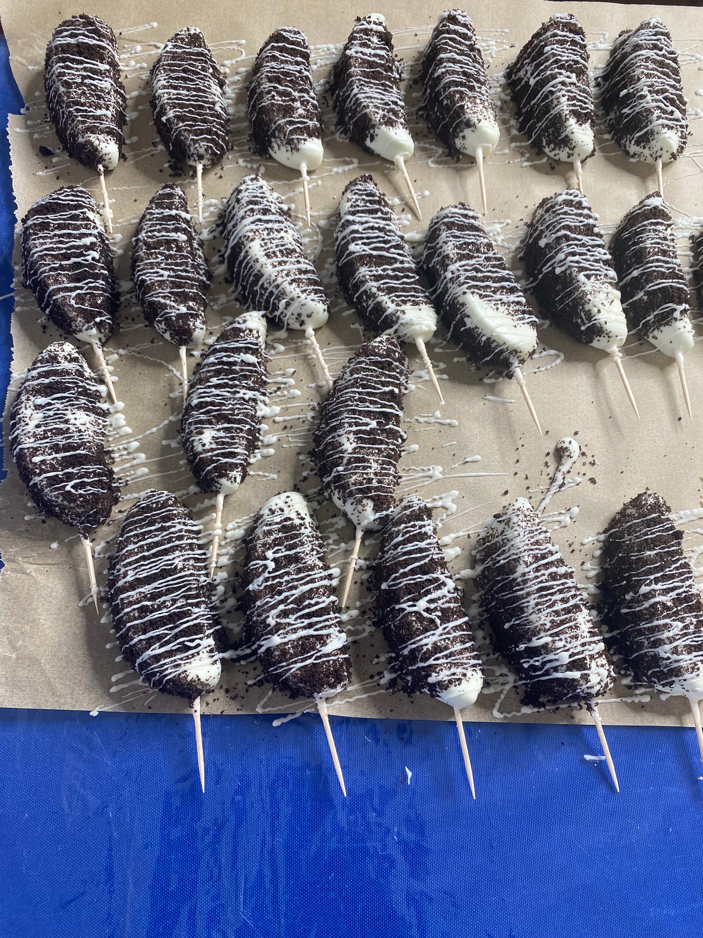 Cookies and Cream Apple Slices